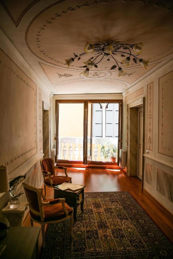 Hidden Gem In Venice Luaran gambar